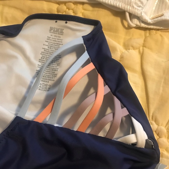 Victoria’s Secret pink bikini - Picture 3 of 3